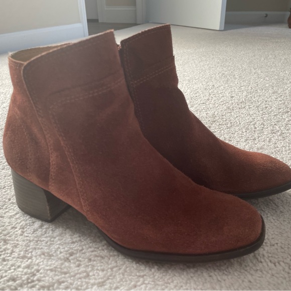 Lucky Lilka Brandy suede booties - Picture 4 of 7